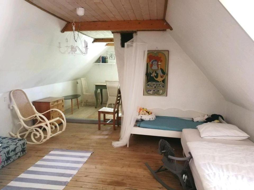 Hostel Gemuetliches Reetdachhaus Mit Kaminofen Ribe Exteriér fotografie