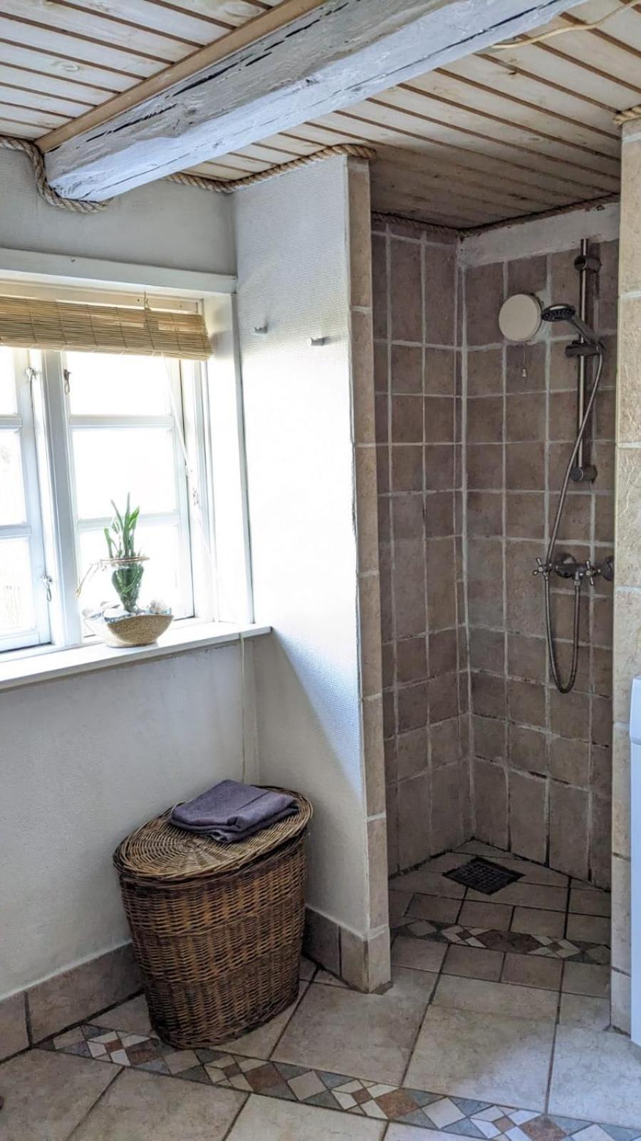 Hostel Gemuetliches Reetdachhaus Mit Kaminofen Ribe Exteriér fotografie